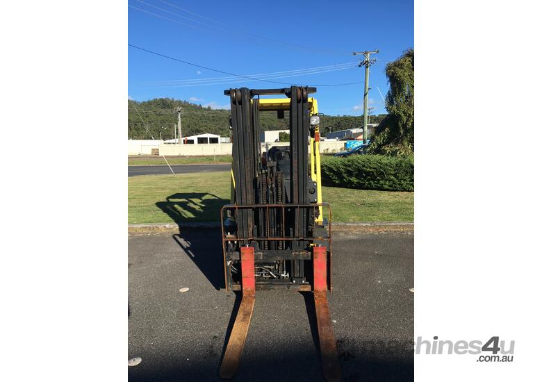 caption 2.5t Counterbalance Forklifts