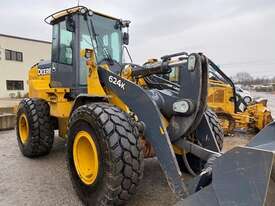 JOHN DEERE 624K with Quick Coupler SOLD - picture2' - Click to enlarge