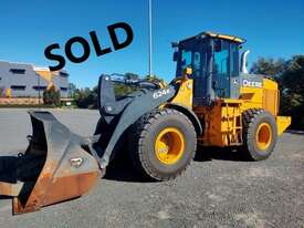 JOHN DEERE 624K with Quick Coupler SOLD - picture0' - Click to enlarge