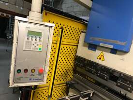 CNC Press Brake Hydraulic - picture1' - Click to enlarge