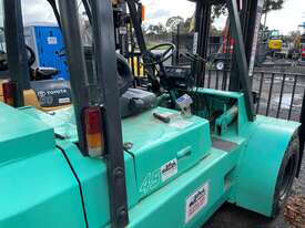 Used Mitsubishi FD40 Forklift For Sale - picture2' - Click to enlarge