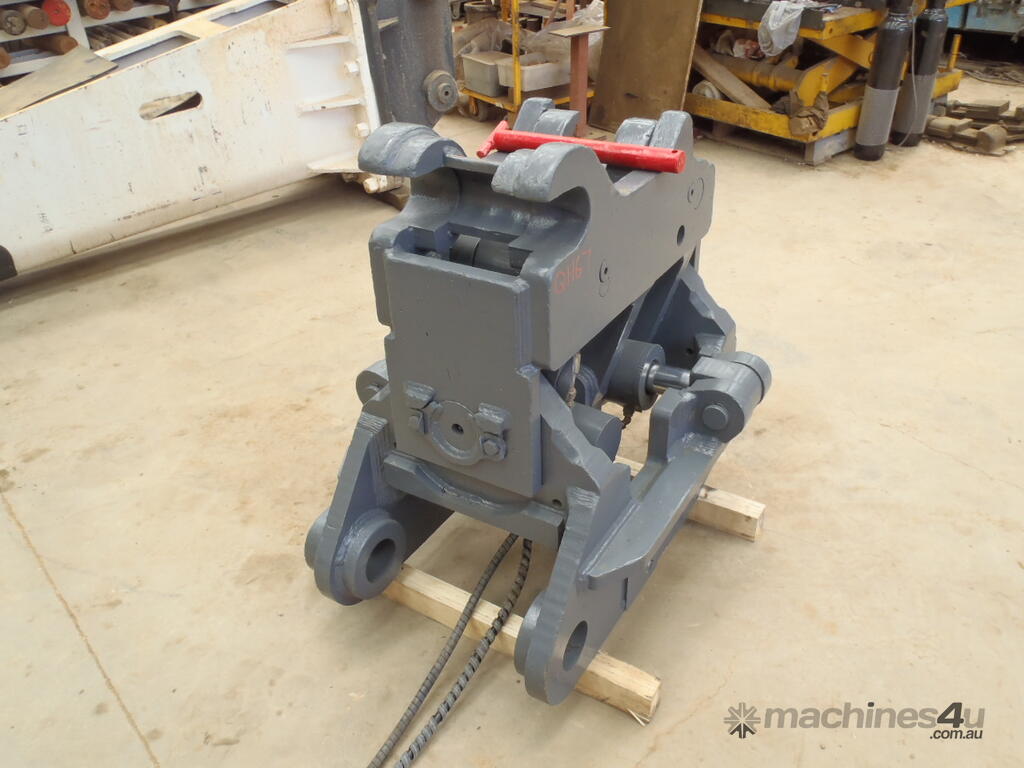 New emg Quickhitch TILT Quick Hitch in PANTON HILL, VIC