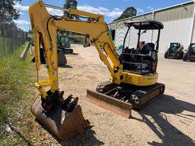 New Holland Kobelco E30B Excavator for sale - picture0' - Click to enlarge