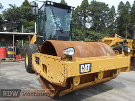 Caterpillar CS56B Roller Smooth Drum  - picture0' - Click to enlarge