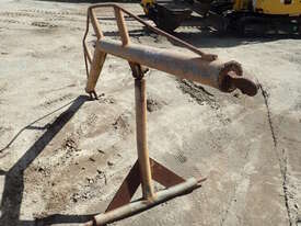 3 POINT LINKAGE LIFTING JIB - picture0' - Click to enlarge