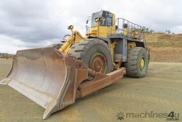 Komatsu   WD900 WHEEL DOZER