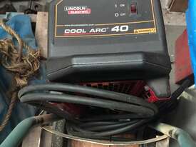 Lincoln Welder with two wire feed units and water cooler - picture2' - Click to enlarge