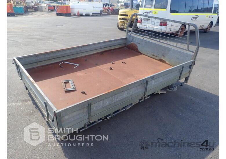 Buy Used TOYOTA TRAY BODY Truck Body Parts in , Listed on Machines4u