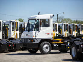 Ottawa T2 Terminal Tractor and shunt truck - picture0' - Click to enlarge