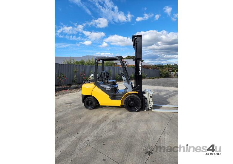 Used 2016 komatsu Komatsu 3T Forklift Late Model Rotator Not Included ...