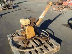 FLEXTOOL CONCRETE TROWEL MACHINE - picture0' - Click to enlarge