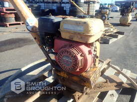 FLEXTOOL CONCRETE TROWEL MACHINE - picture0' - Click to enlarge