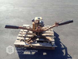 FLEXTOOL CONCRETE TROWEL MACHINE - picture2' - Click to enlarge