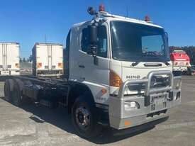 Hino FM1A - picture0' - Click to enlarge