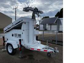 Solar Light Tower Trailer - picture0' - Click to enlarge