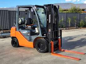 Forklift 2.5T Toyota Container Mast  - picture0' - Click to enlarge