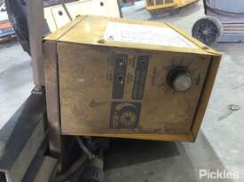 Weldmatic WIA Fabricator Mig Welder With Wire Feeder - picture2' - Click to enlarge