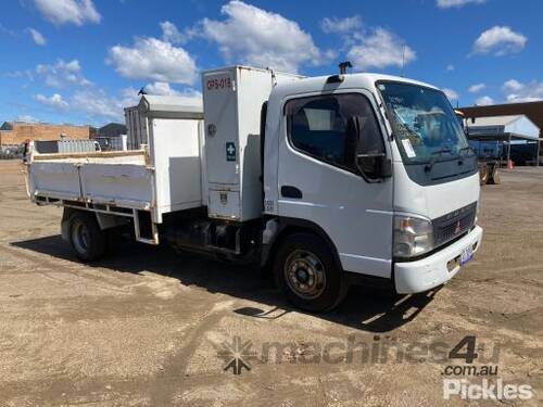 2006 Mitsubishi Canter FE85