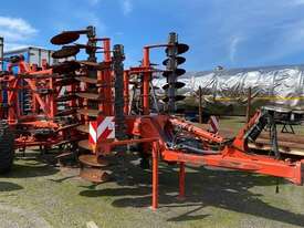 Kuhn Performer 5000 - picture0' - Click to enlarge