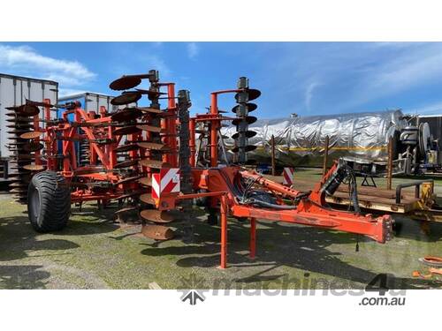 Kuhn Performer 5000