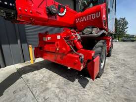 Manitou MRT2150 Rotational Telehandler, Forks, Winch, 2017 Model, Low Hours - picture2' - Click to enlarge