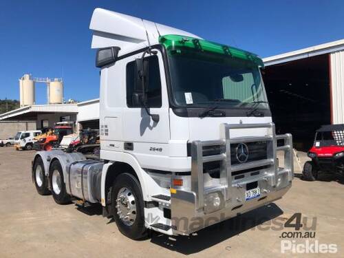 2010 Mercedes Benz Actros 2648