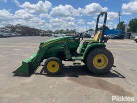 John Deere 3720 - picture0' - Click to enlarge