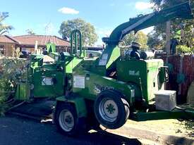 Bandit chipper 1590 XP - picture0' - Click to enlarge