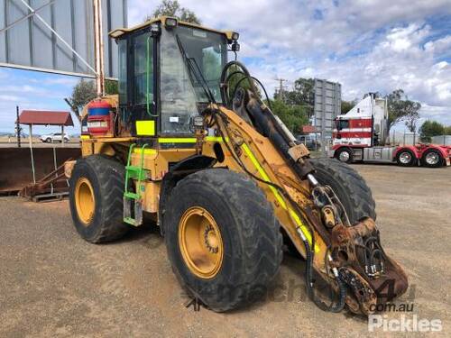 Caterpillar 930G