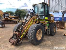 Caterpillar 930G - picture0' - Click to enlarge