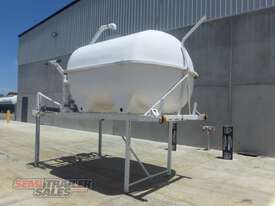 Custom Skid Mounted Water Tank - picture0' - Click to enlarge