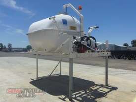 Custom Skid Mounted Water Tank - picture2' - Click to enlarge