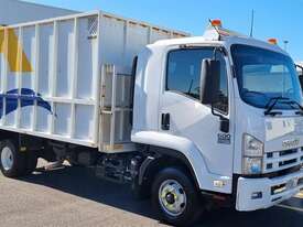 Isuzu FH FRR600 - picture0' - Click to enlarge