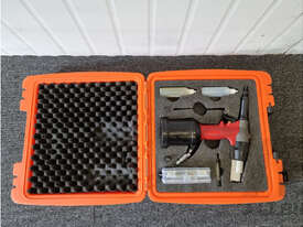 Air Operated Nutsert Tool - picture0' - Click to enlarge