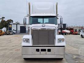 Freightliner Coronado - picture0' - Click to enlarge