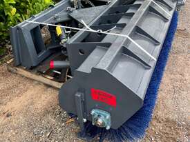 New NORM Skidsteer Hydraulic Angle Broom - picture0' - Click to enlarge