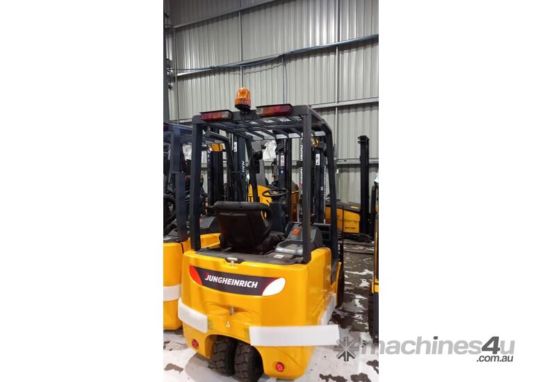 JUNGHEINRICH Refurbished Battery Electric Forklift with 4.8m Triple Mast