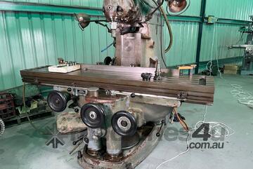 Huron Universal Milling machine