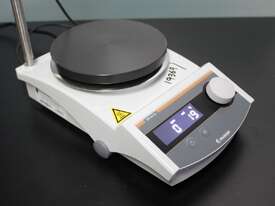 Magnetic Stirrer with Heating Plate - picture0' - Click to enlarge