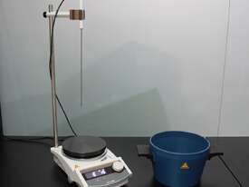 Magnetic Stirrer with Heating Plate - picture7' - Click to enlarge