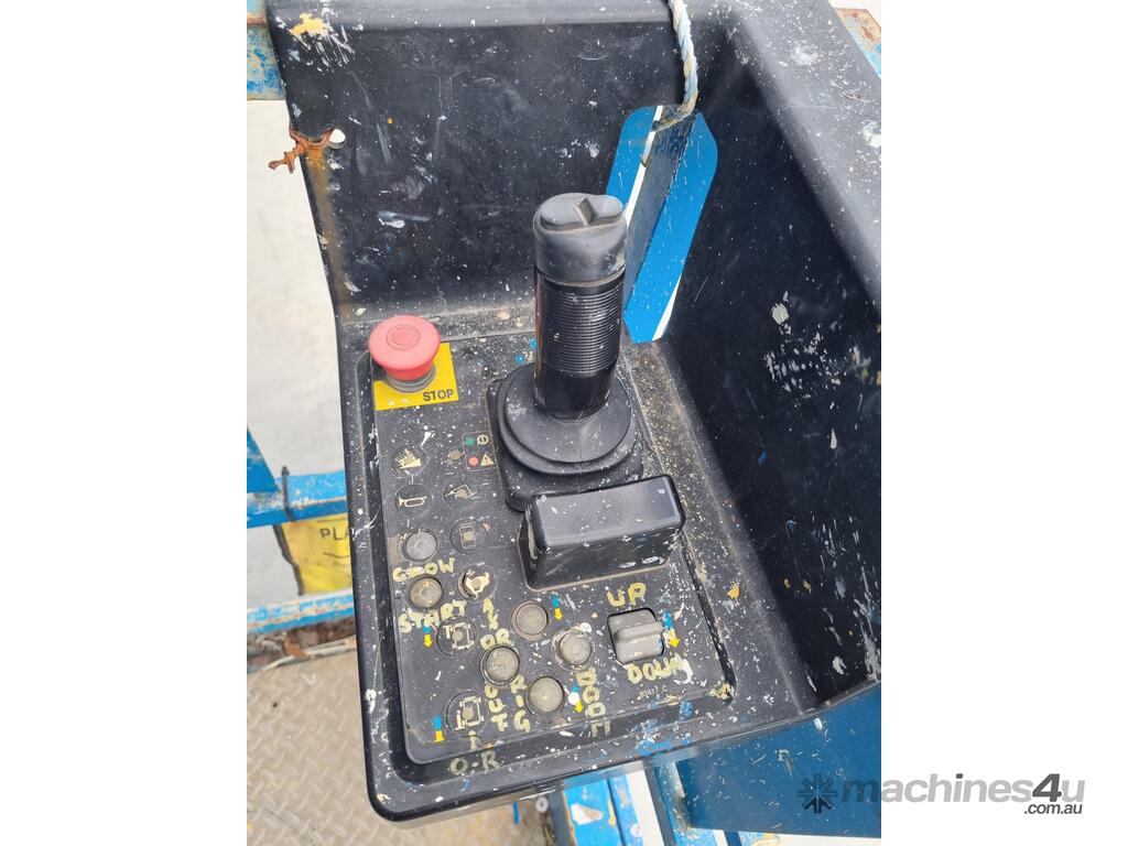 Used 2011 Genie GS3268RT Rough Terrain Scissor Lift in UNANDERRA, NSW