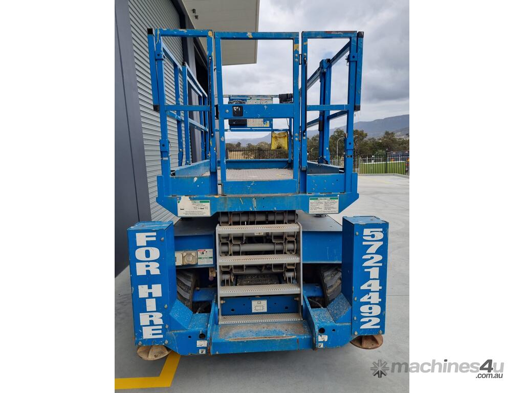 Used 2011 Genie GS3268RT Rough Terrain Scissor Lift in UNANDERRA, NSW