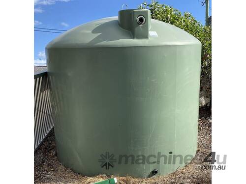 GREEN POLY WATER TANK 