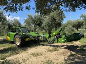 Sicma F3 125 Self-propelled Harvester - picture2' - Click to enlarge