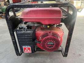 HUSHMATE HONDA PETROL GENERATOR - picture2' - Click to enlarge