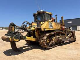 Komatsu D155AX - picture1' - Click to enlarge