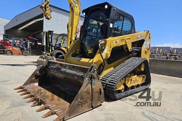 2020 CAT 239D3 TRACK LOADER WITH NEW WIDE TRACKS, FULL CIVIL SPEC AND 935 HOURS