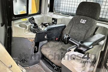 Caterpillar 2013 CAT D6T XL 5,800 hrs Caterpillar 2013 CAT D6T XL 5,800 hrs