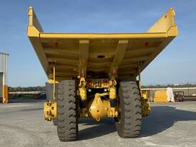 2020 Caterpillar 773 Dump Truck - picture2' - Click to enlarge