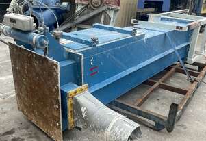 Dust extractor extraction bag house filter system reverse pulse cleaning